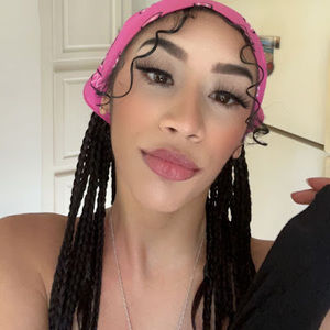 Meet your Posher, Ileannis